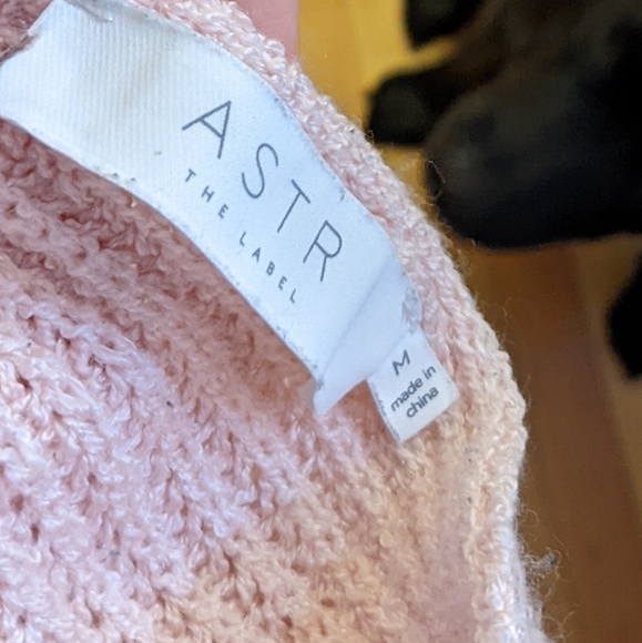 Astr Sweaters - SOLD! ❌ASTR Pink Knit Off The Shoulder Slouchy V Neck Sweater Size M